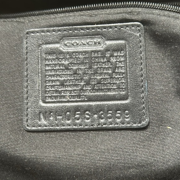 REDUCED!!Pre-Owned authentic leather coach backpack - Picture 5 of 11